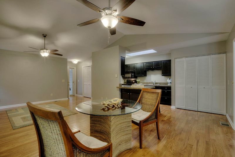 408 Igoti Ln, Loudon, TN 37774