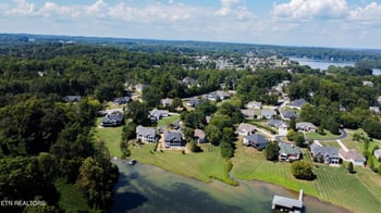 408 Ookedaliya Pl, Loudon, TN 37774