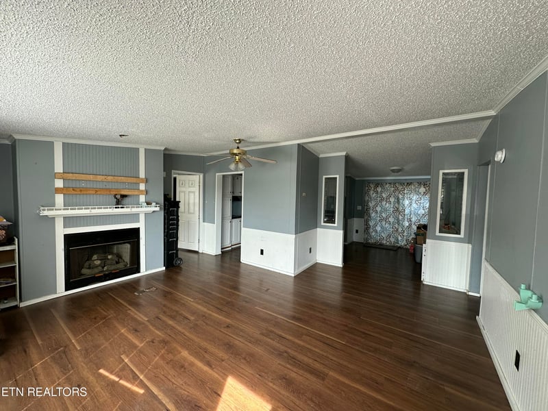 408 W Rathburn St, Rockwood, TN 37854