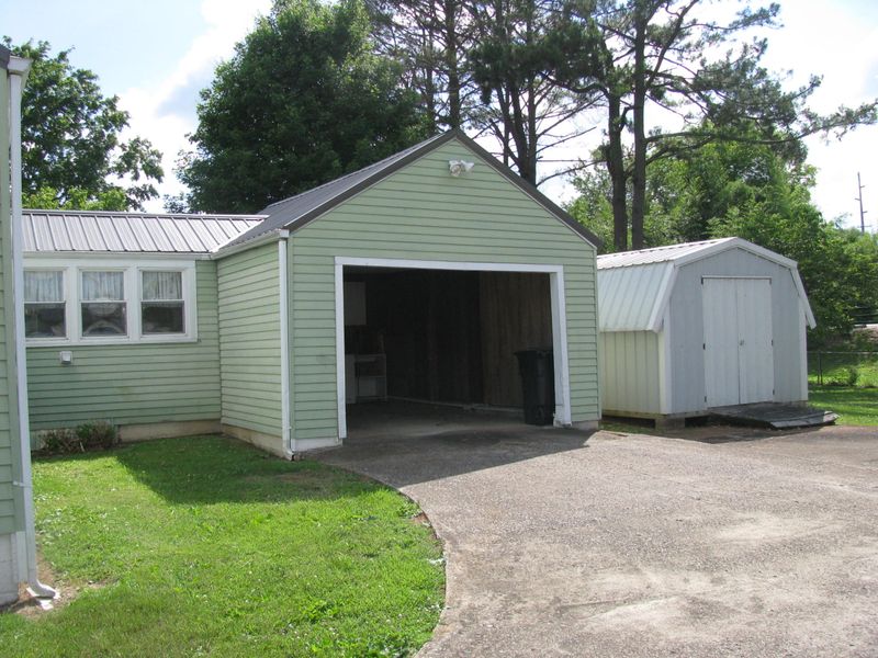 408 Warren St, Athens, TN 37303