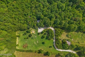 4081 Highway 360, Tellico Plains, TN 37385
