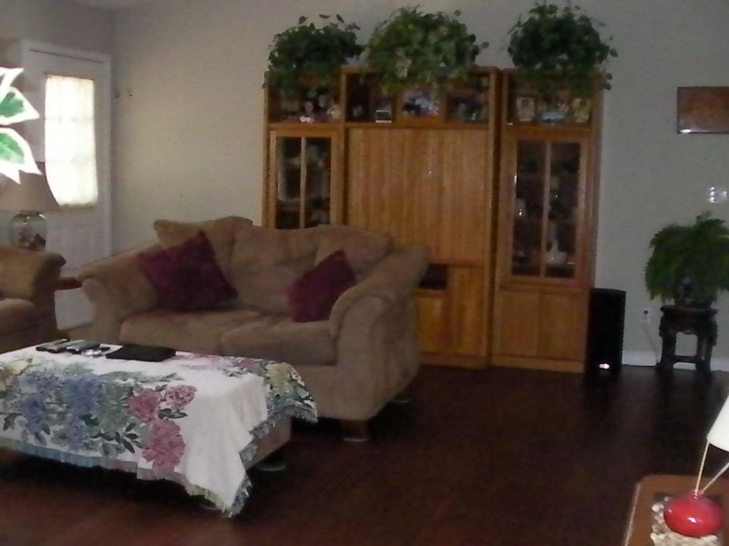 4082 Lone Wolf Cir, Crossville, TN 38572