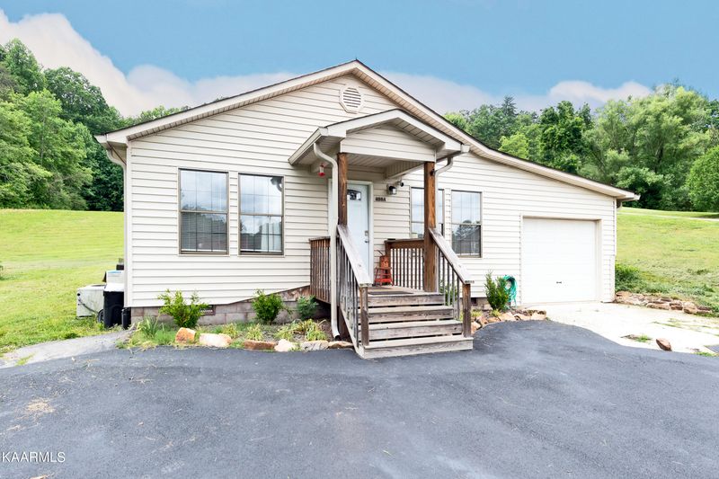 4084 W Buttermilk Rd, Kingston, TN 37763