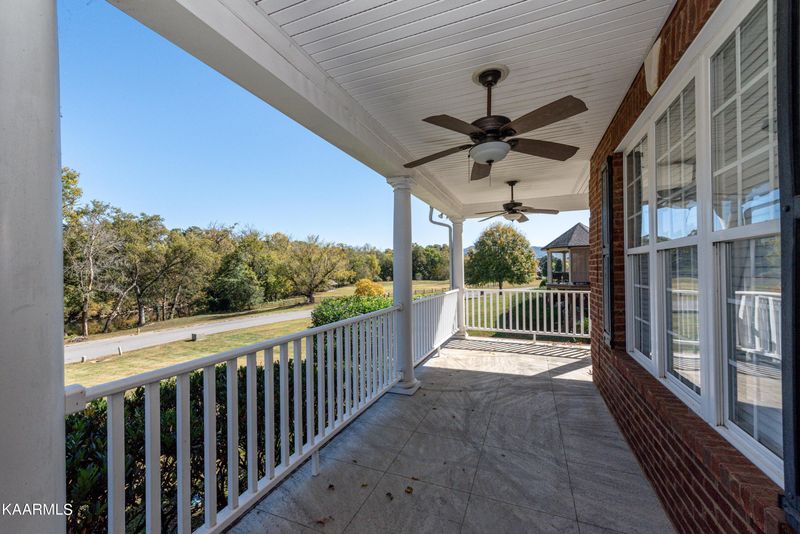 4088 Davis Ford Rd, Maryville, TN 37804