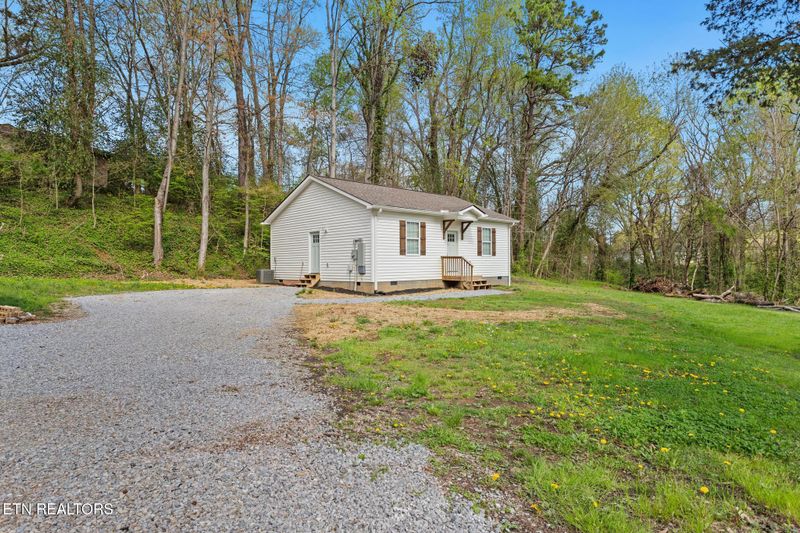 408B Blair St, Loudon, TN 37774
