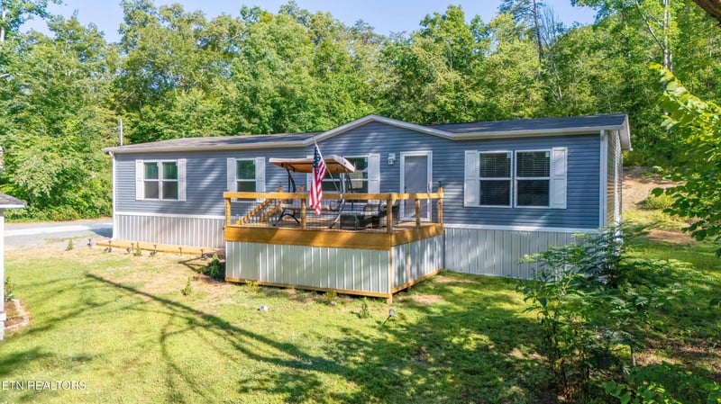 409 Bull Run Rd, Luttrell, TN 37779