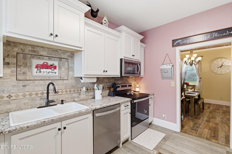 409 Cumberland St, Harriman, TN 37748