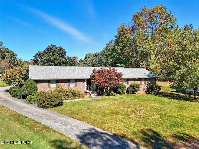 409 Doublehead Ln, Knoxville, TN 37909