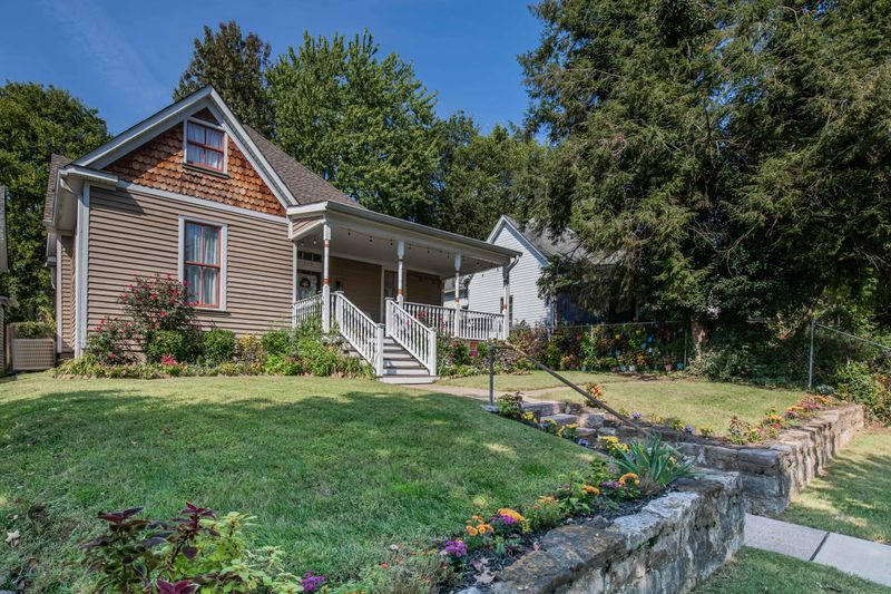 409 E Oklahoma Ave, Knoxville, TN 37917