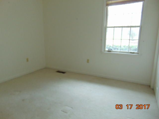 409 Engel Rd, Loudon, TN 37774
