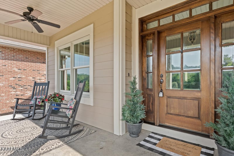 409 Roddy Branch Rd, Rockford, TN 37853