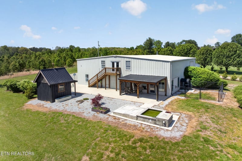 409 Turner Rd, Crossville, TN 38555