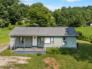 4090 W Buttermilk Rd, Kingston, TN 37763