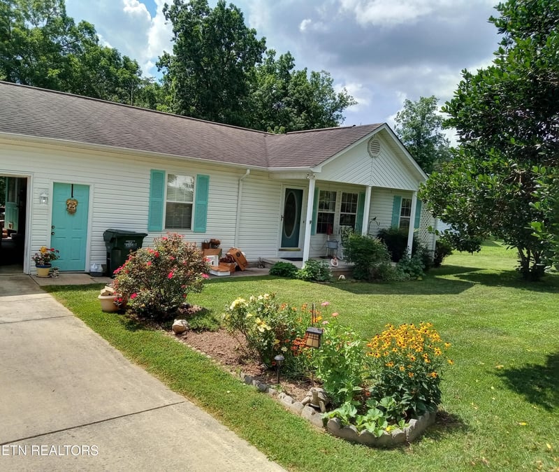 41 Chelsea Dr, Crossville, TN 38555