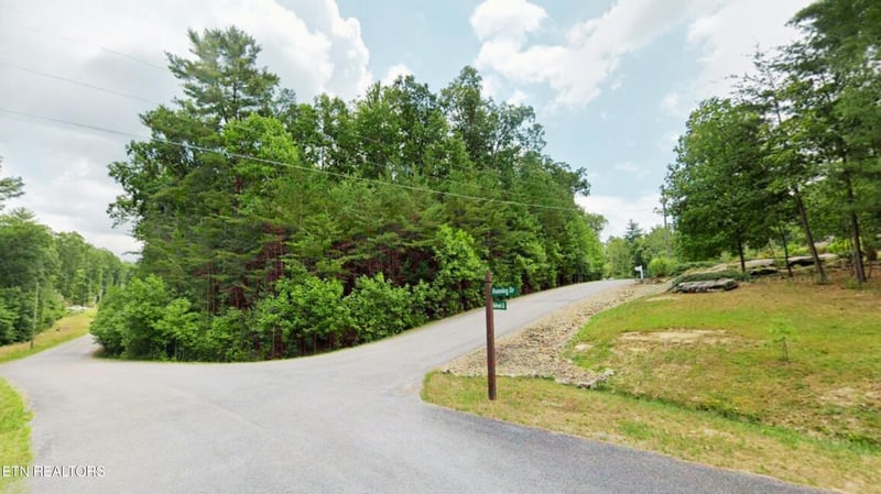 41 Chinbrook, Crossville, TN 38558