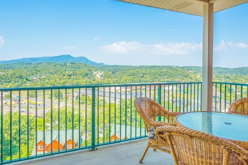 410 Big Bear Way #6003, Pigeon Forge, TN 37863