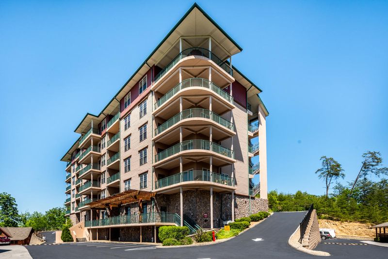 410 Big Bear Way Unit 5002, Pigeon Forge, TN 37863