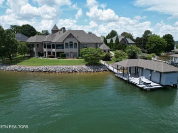 410 Cayuga Dr, Loudon, TN 37774