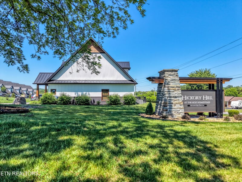 410 Fleeta Williams Way, Sevierville, TN 37862