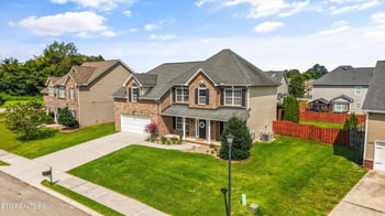 410 Frostview Ln, Maryville, TN 37804