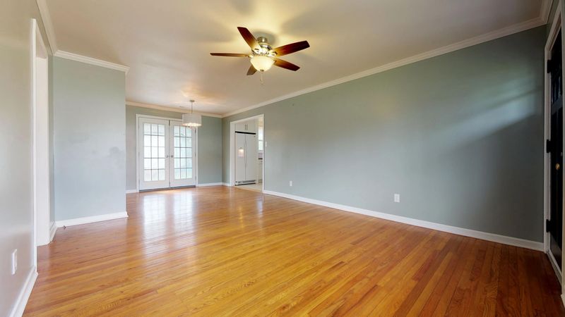 410 Hamilton Rd, Knoxville, TN 37920