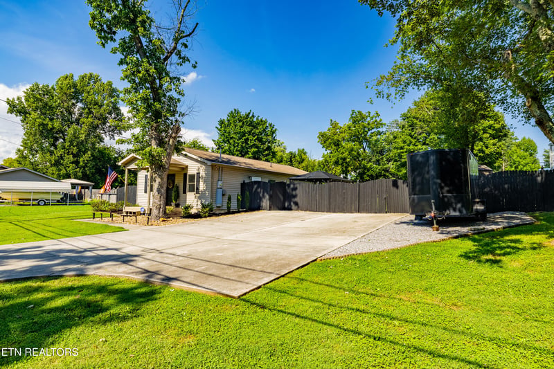 410 Harville St, Maryville, TN 37804