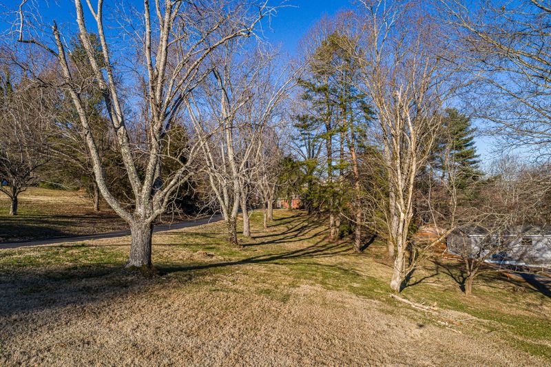 410 Howard Dr, Seymour, TN 37865