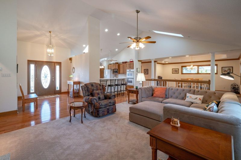 410 Keota Ln, Loudon, TN 37774