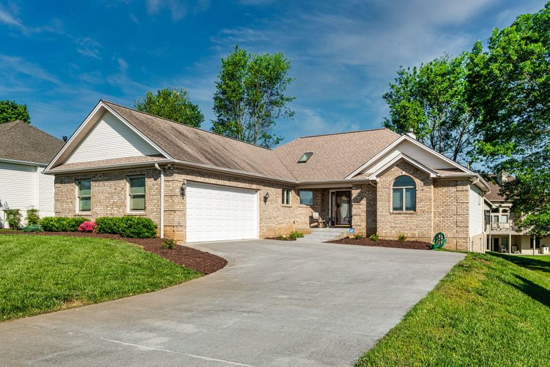 410 Keota Ln, Loudon, TN 37774