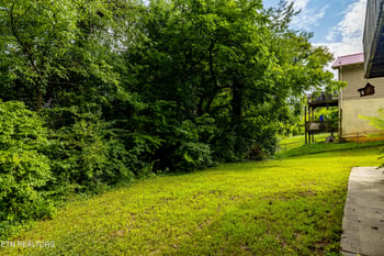 410 Landau Dr, Maryville, TN 37801