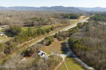 410 Railey Ln, Huntsville, TN 37756
