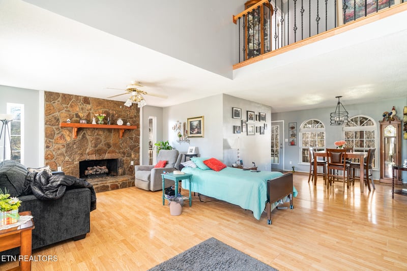 410 Railey Ln, Huntsville, TN 37756