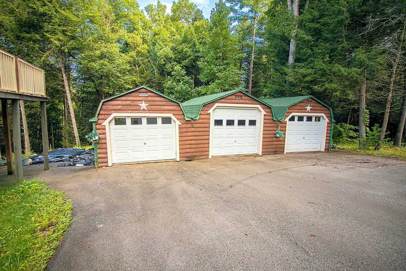 410 White Creek Loop, Deer Lodge, TN 37726
