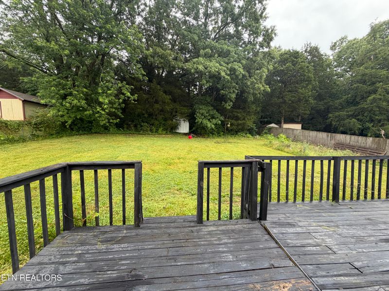 4100 Deer Run Dr, Knoxville, TN 37912