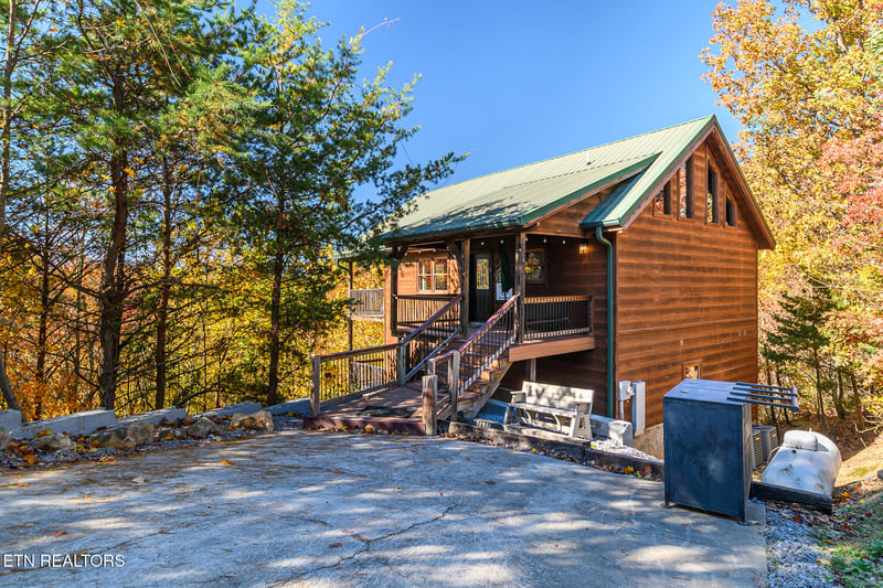 4104 Harvest Moon Rd, Sevierville, TN 37862