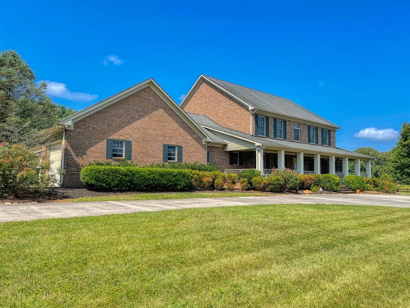 4107 Roberts Rd, Corryton, TN 37721