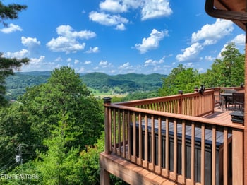 4109 Ole Smoky Way, Sevierville, TN 37862