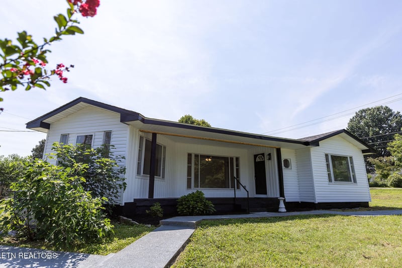 4109 Woodlawn Pike, Knoxville, TN 37920