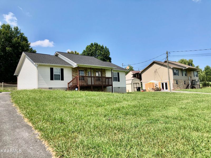 411 Eledge Farm Rd, Sevierville, TN 37876