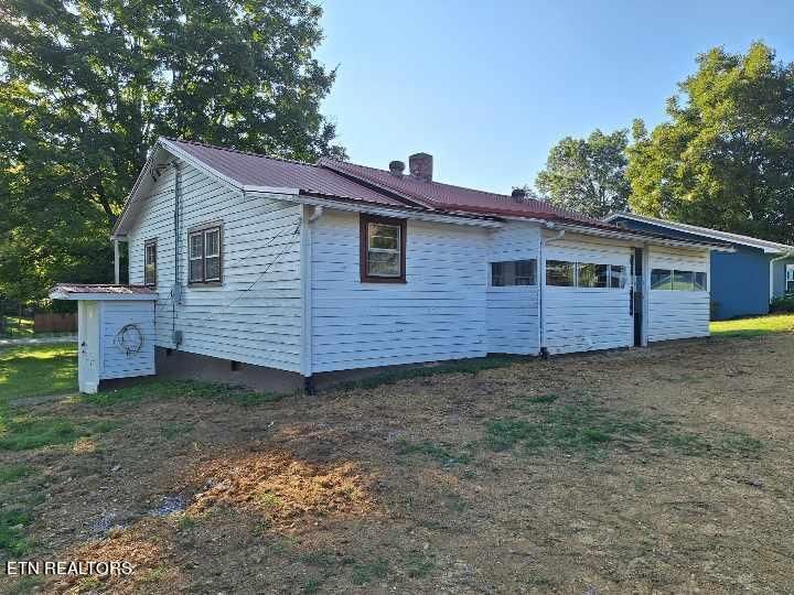 411 Mill St, Madisonville, TN 37354