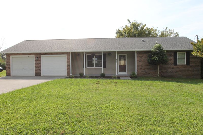 411 Second St, Seymour, TN 37865