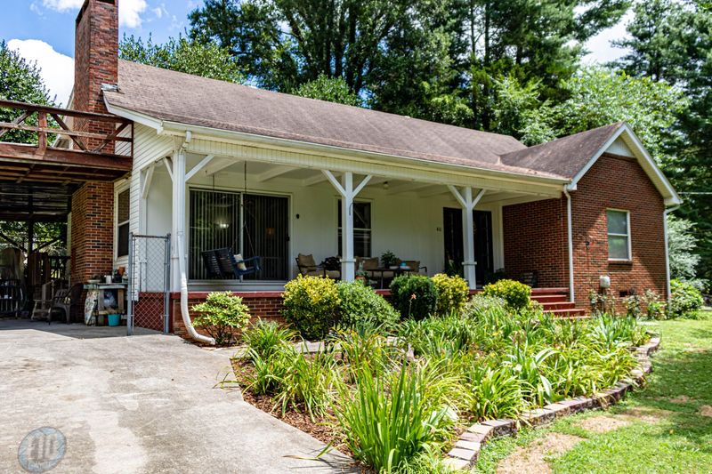 411 Short St, Athens, TN 37303