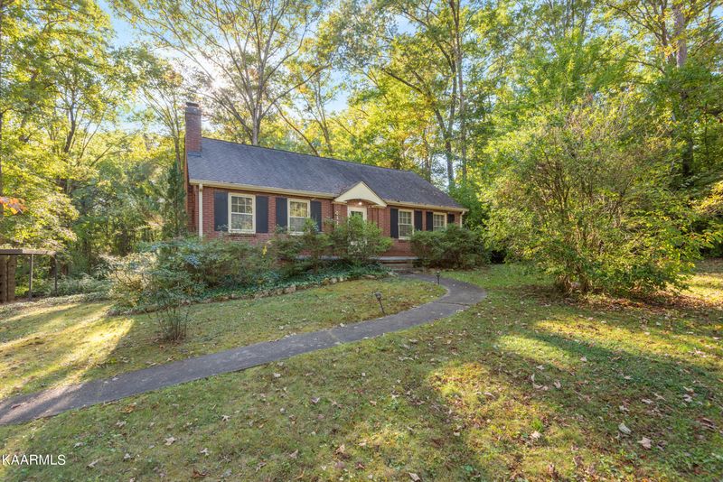 4111 Barbara Dr, Knoxville, TN 37918
