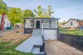 4112 Edington Rd, Knoxville, TN 37920