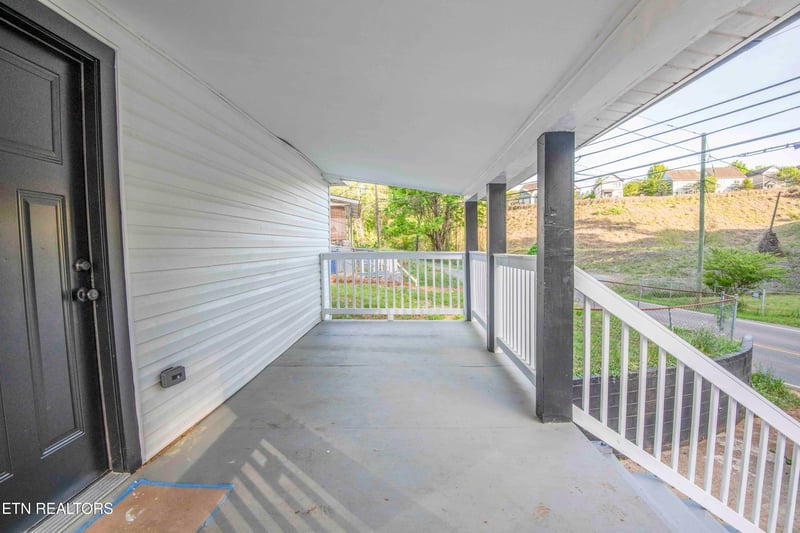 4112 Edington Rd, Knoxville, TN 37920