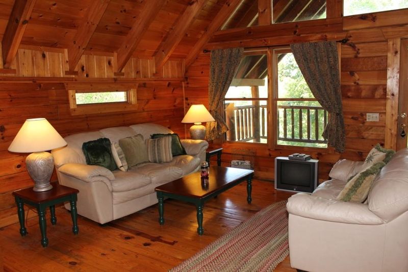 4113 Locust Ridge Rd, Sevierville, TN 37876