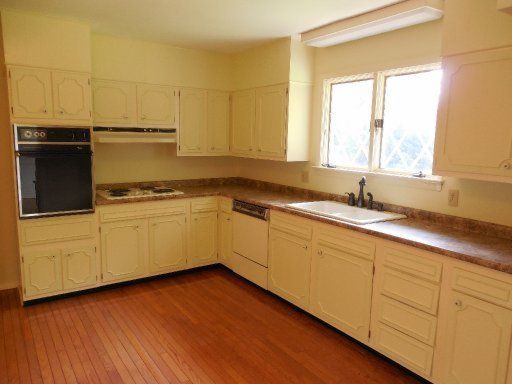 4116 Westgate Dr, Knoxville, TN 37921