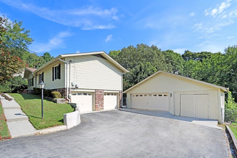 412 Barbara Ln, Knoxville, TN 37934