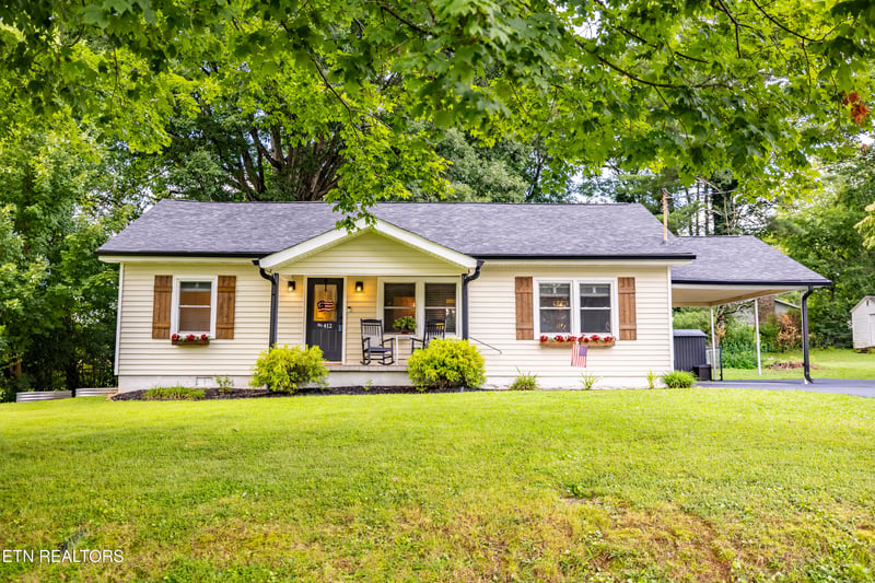412 Dogwood Dr, Maryville, TN 37804