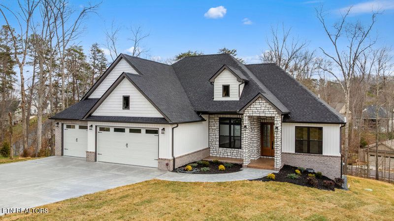 412 Elohi Pl, Loudon, TN 37774